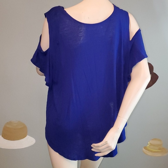 Free People Cold Shoulder Short Sleeve top (Large) - Picture 6 of 11